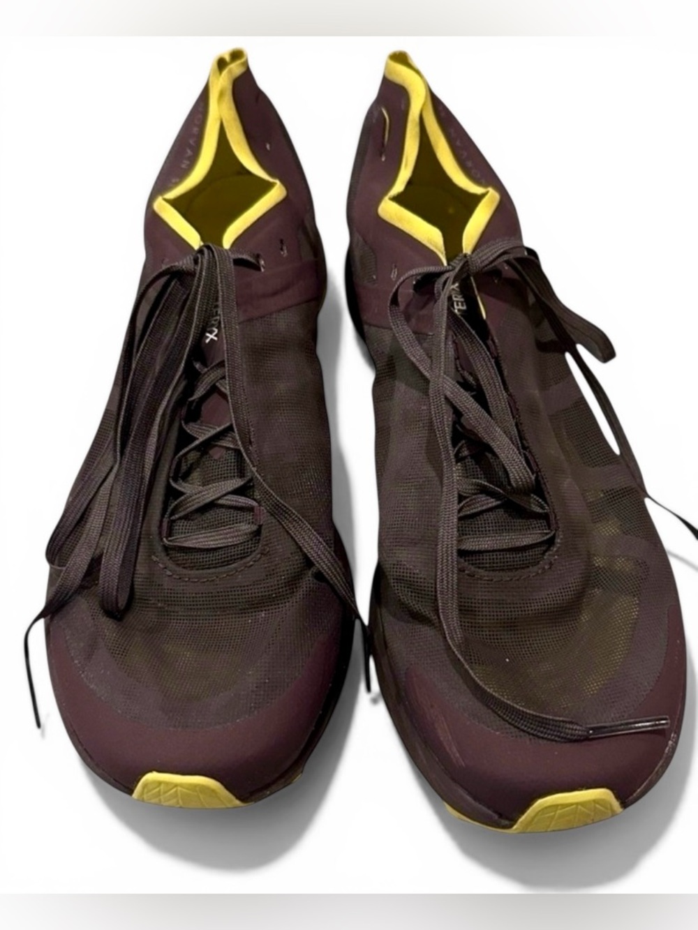 Arc'teryx Norvan SL Women's‎ 10 Trail Running Shoes Vibram Megagrip Black Yellow